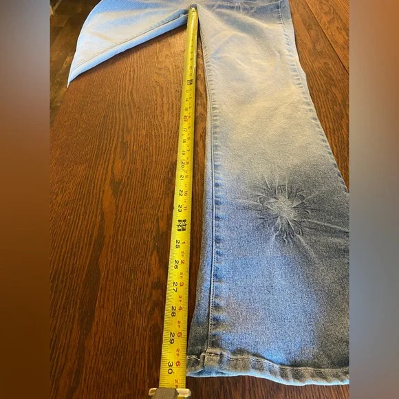 Vintage Bubblegum Light Blue Denim Jeans | size 9/10 - Picture 7 of 7